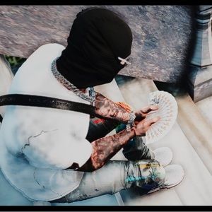 Meet your Posher, Iphone